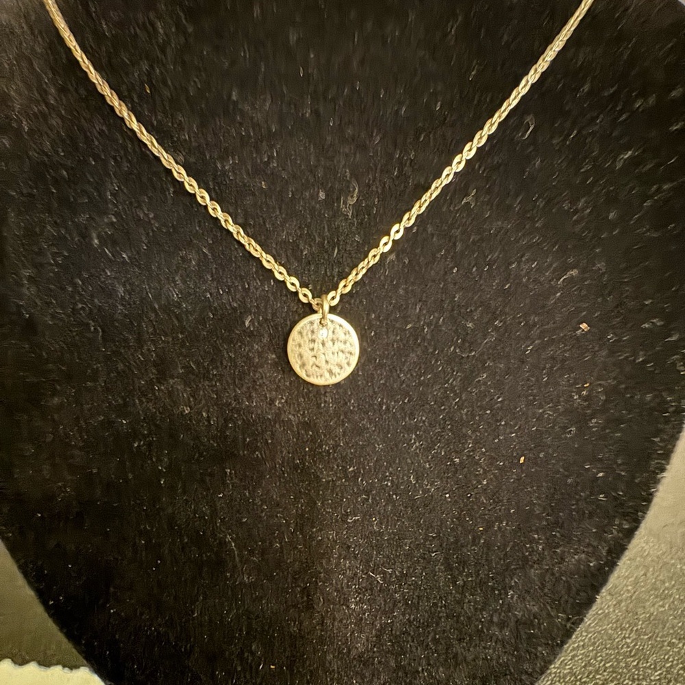 DEMDACO Hammered Disk Silver Pendant Necklace